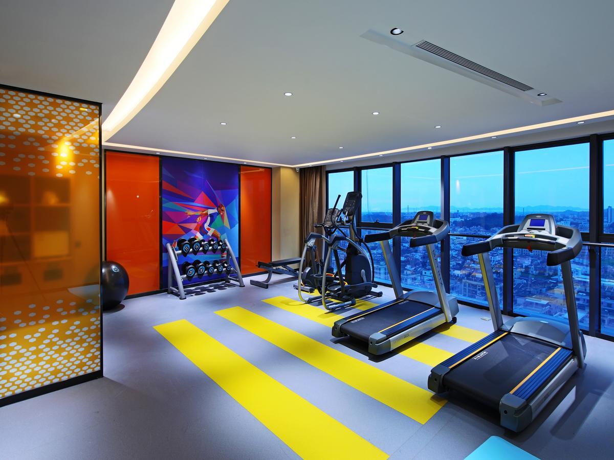 Hampton By Hilton Zhongshan Nanlang Екстер'єр фото