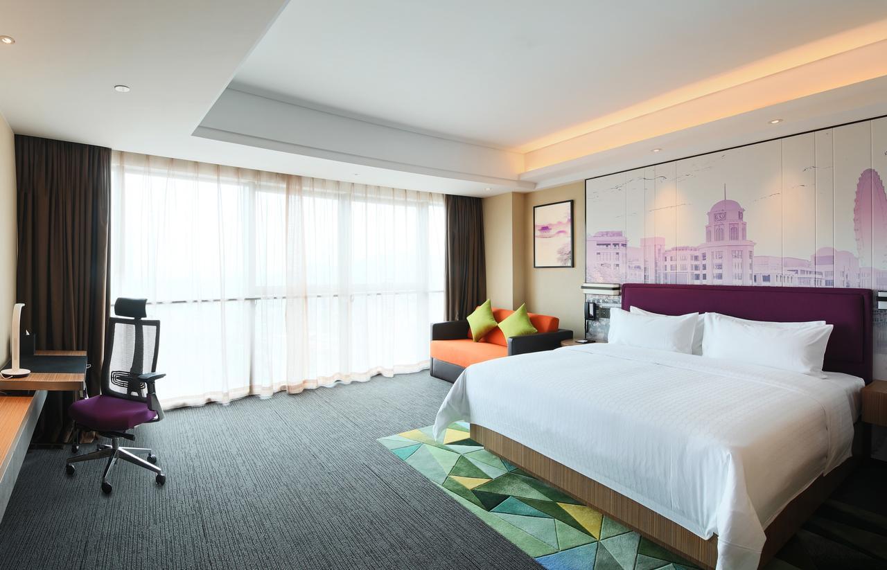Hampton By Hilton Zhongshan Nanlang Екстер'єр фото